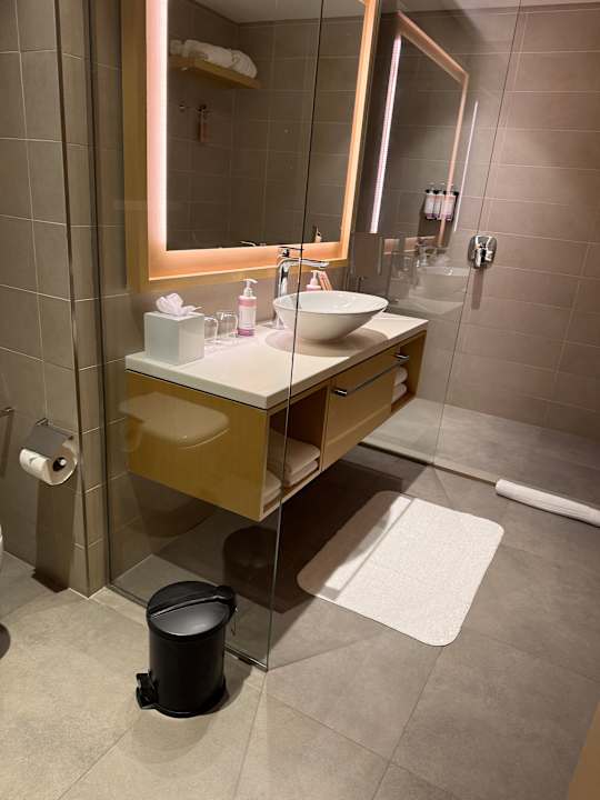 Zimmer Mövenpick Resort Al Marjan Island