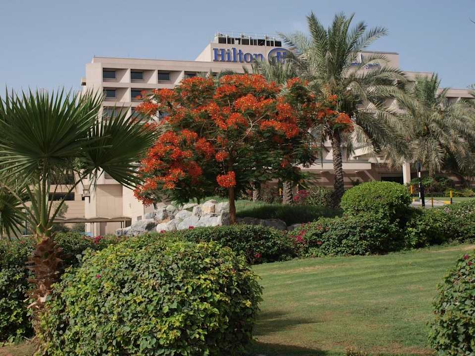 Zieleń przy hotelu Hilton Garden Inn Ras Al Khaimah