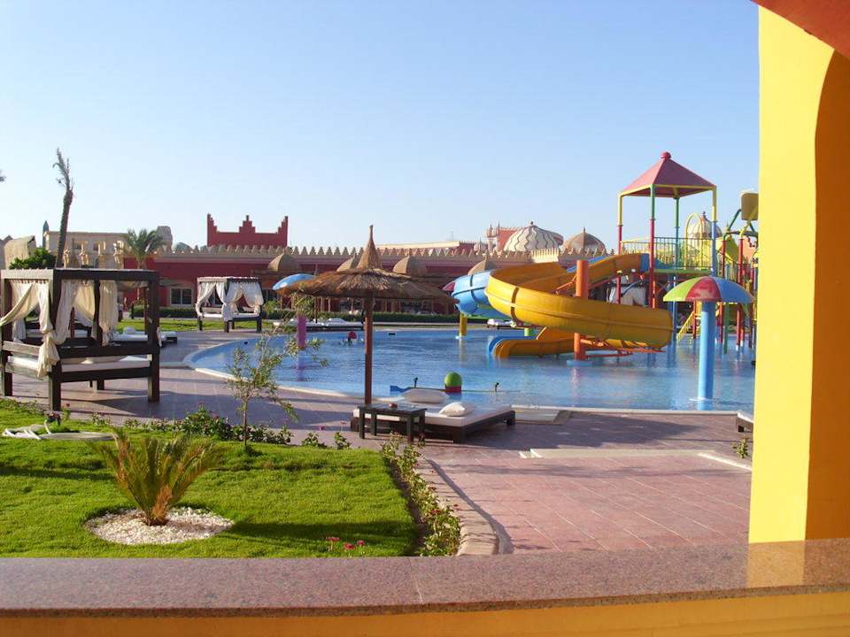 Balkon zum Pool Pickalbatros Alf Leila Wa Leila Resort - Neverland Hurghada