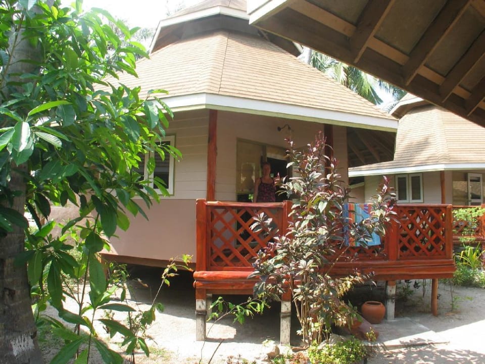 Coral Grand Bungalow von außen Coral Grand Resort Koh Tao