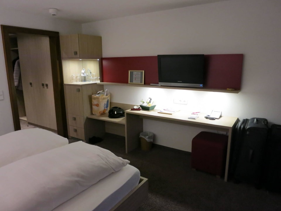Flat-TV Hotel Gemma