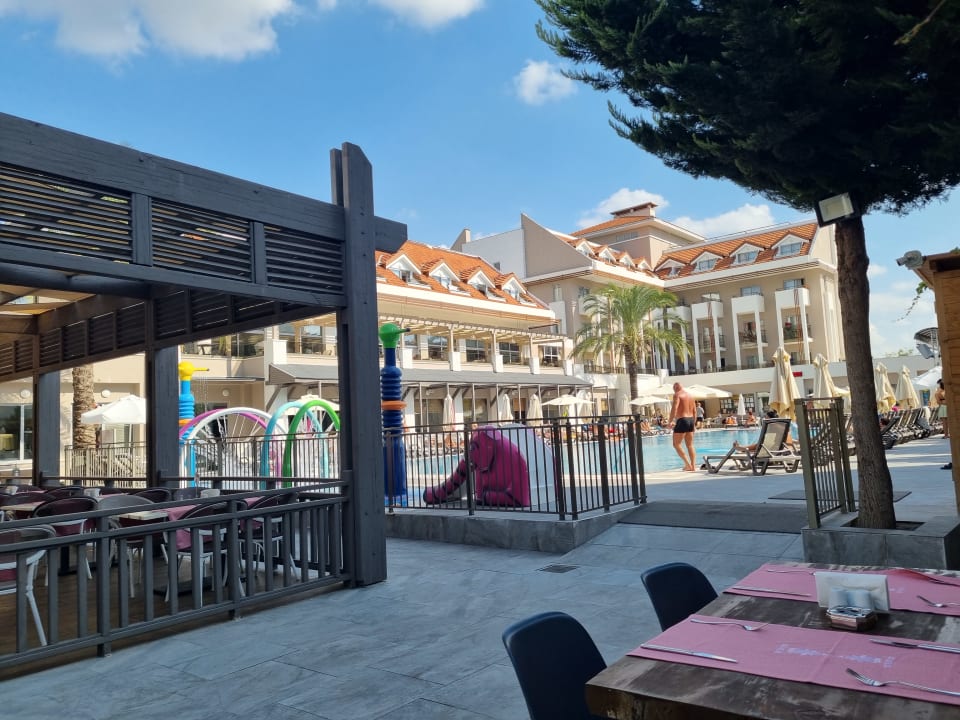 Gastro Side Story Resort & Spa