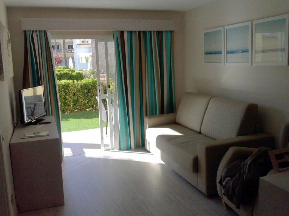 Wohnbereich im Premium-Appartement Alcudia Garden Aparthotel