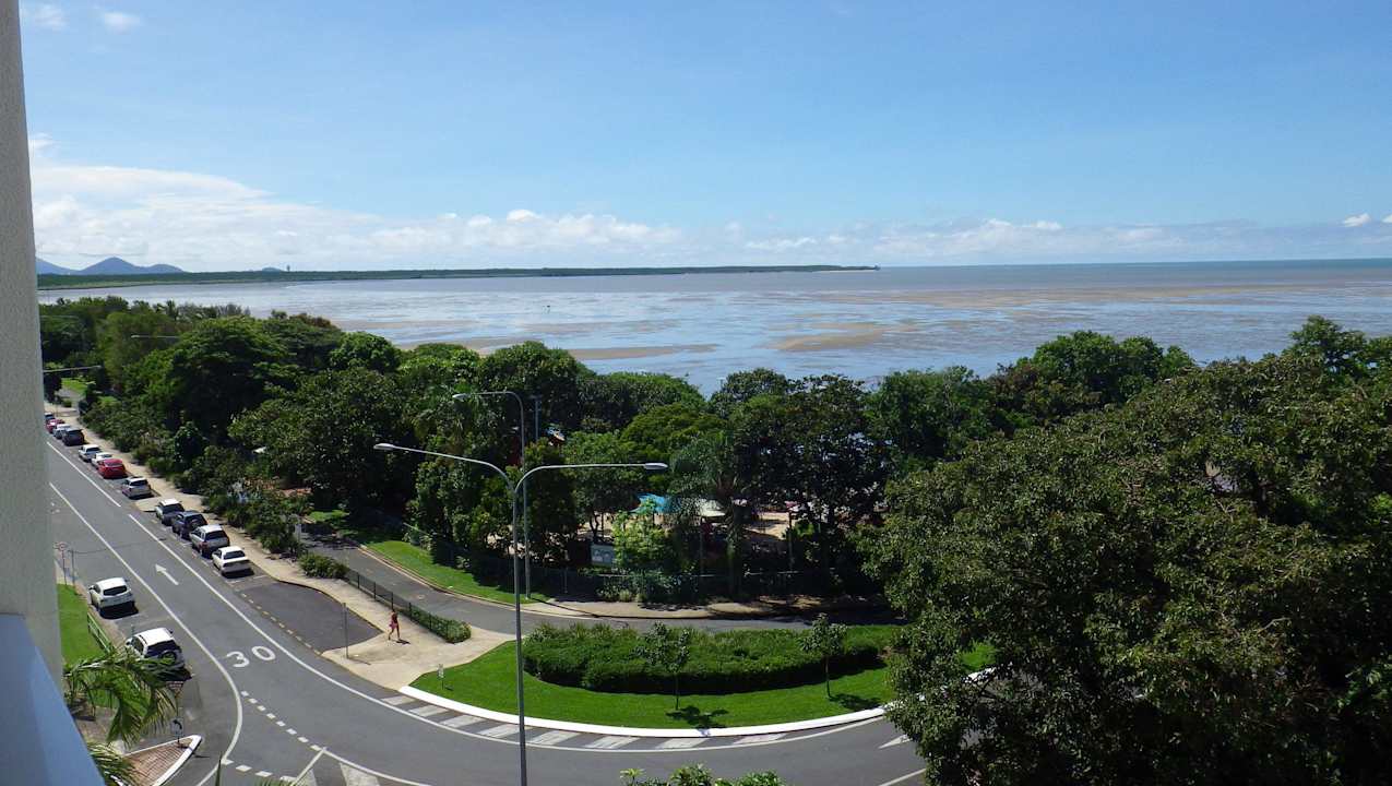 Sicht aus Zimmer - Nr. 502 Hotel Rydges Tradewinds Cairns