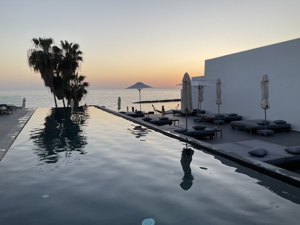 Pool Hotel Almyra