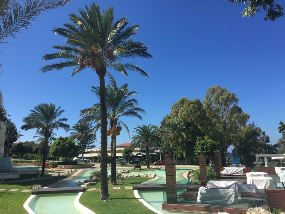 Aussenanlage Rodos Palace Hotel