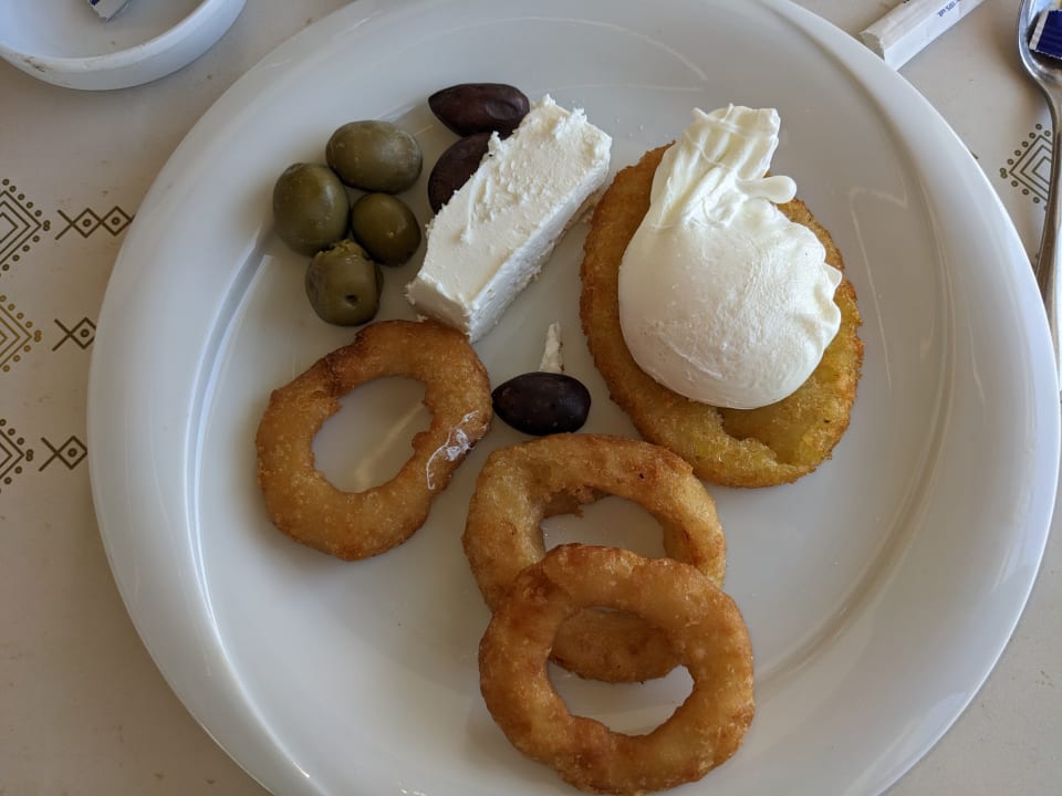 Gastro Hotel Kakkos Bay