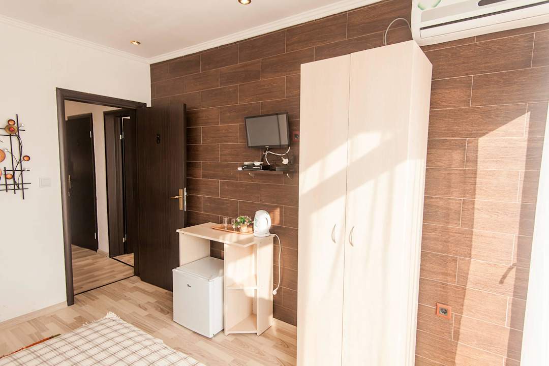 номер с двуспальной кроватью Rooms and apartments Milana