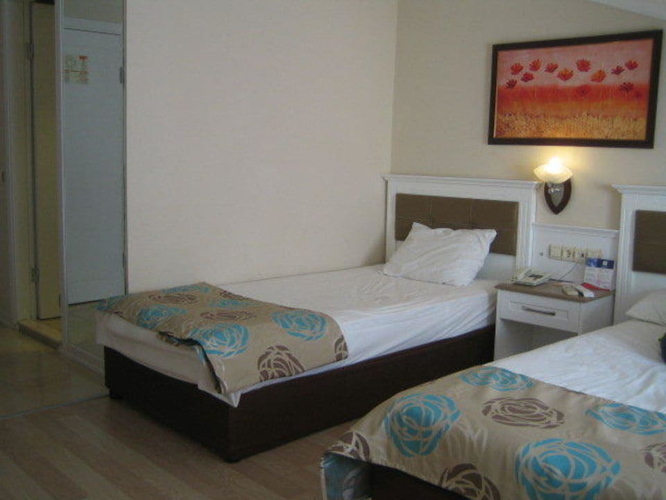 Sehr schöne Dachzimmer Hane Family Resort