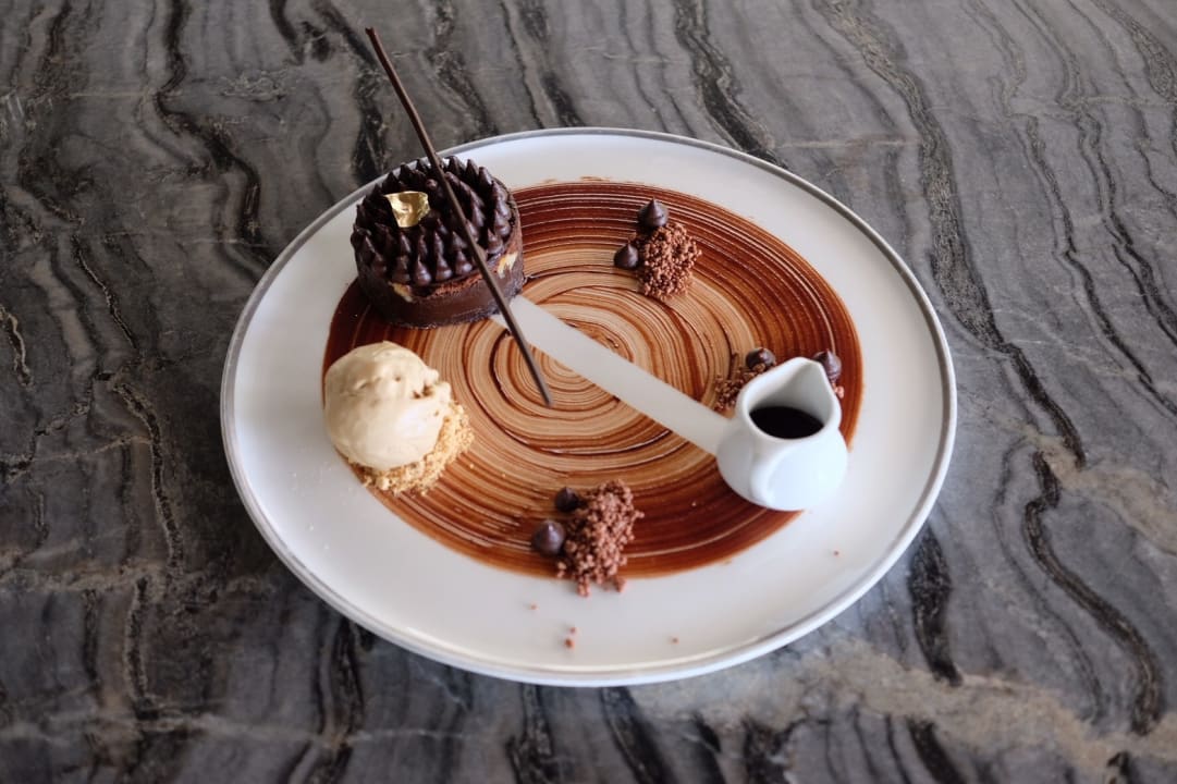 Gastro Amatara Welleisure Resort