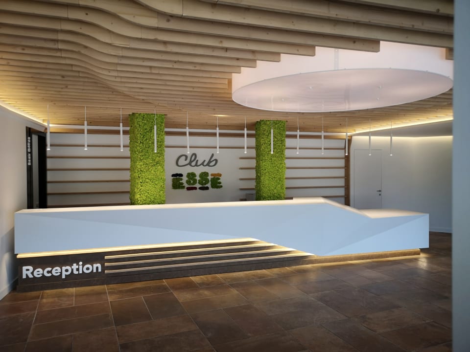 Lobby Club Esse Roccaruja