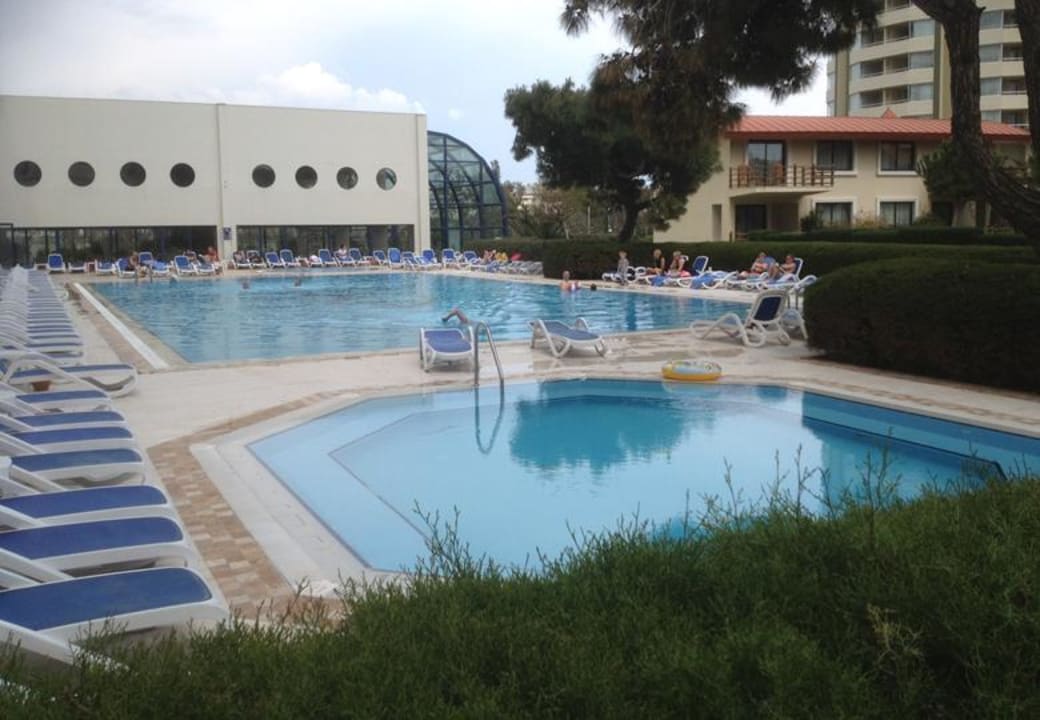 Ganzjährig 28 Grad warm  Titanic Deluxe Lara