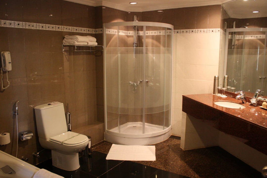 Łazienka przy sypialni Royal Palms Beach Hotel