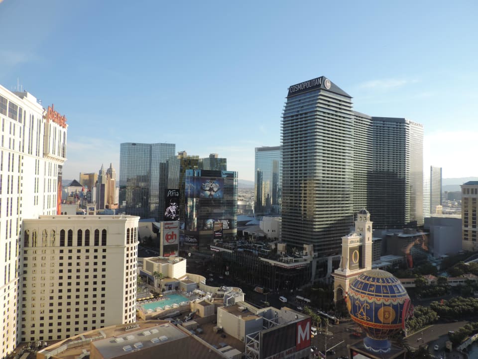 Blick aus dem Zimmer südlicher "Strip" Paris Las Vegas Hotel & Casino