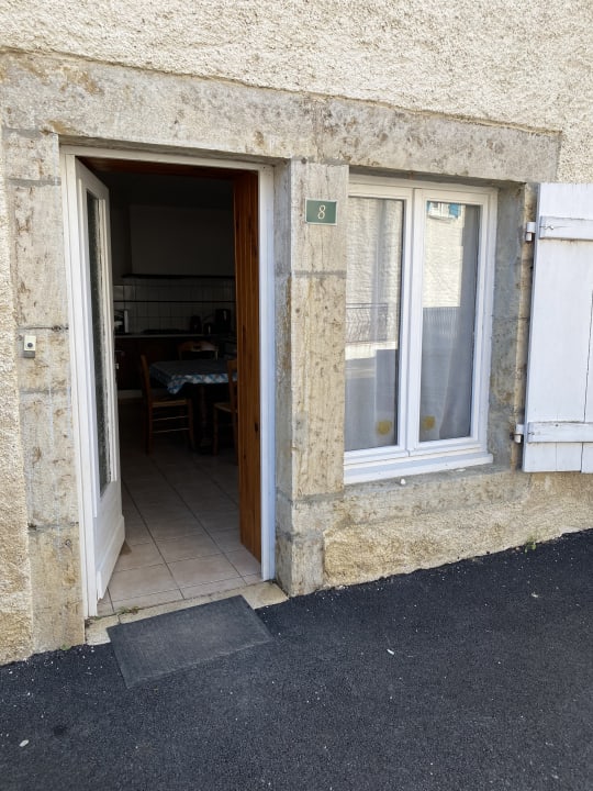 Außenansicht Gîte La Lande-de-Fronsac, 2 pièces, 2 personnes - FR-1-440-191