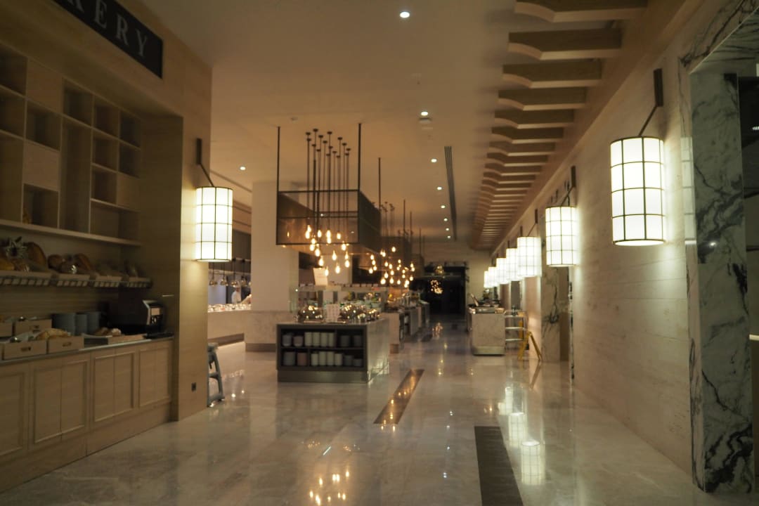 Restaurant Acanthus Cennet Barut Collection