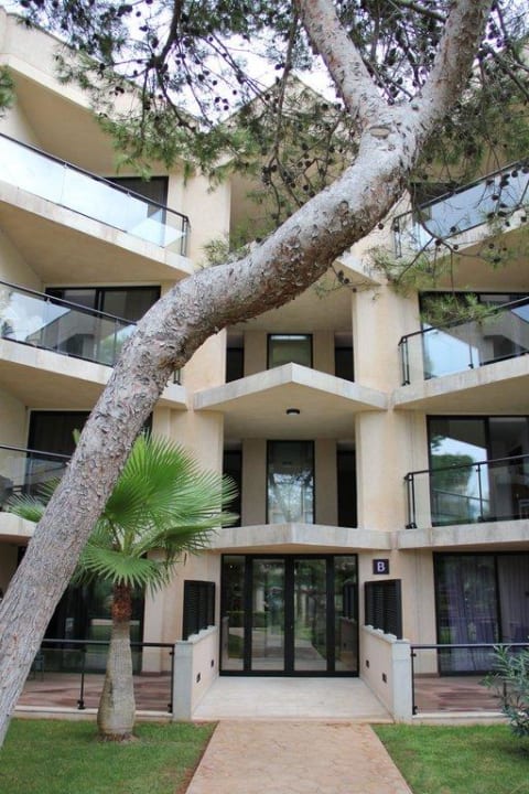 Ganz neuer Aufzug Haus B  von außen Protur Turo Pins Hotel