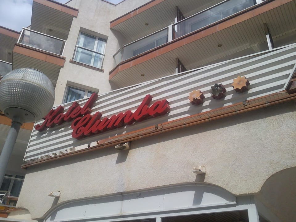 Hotel Eingang Hotel Clumba