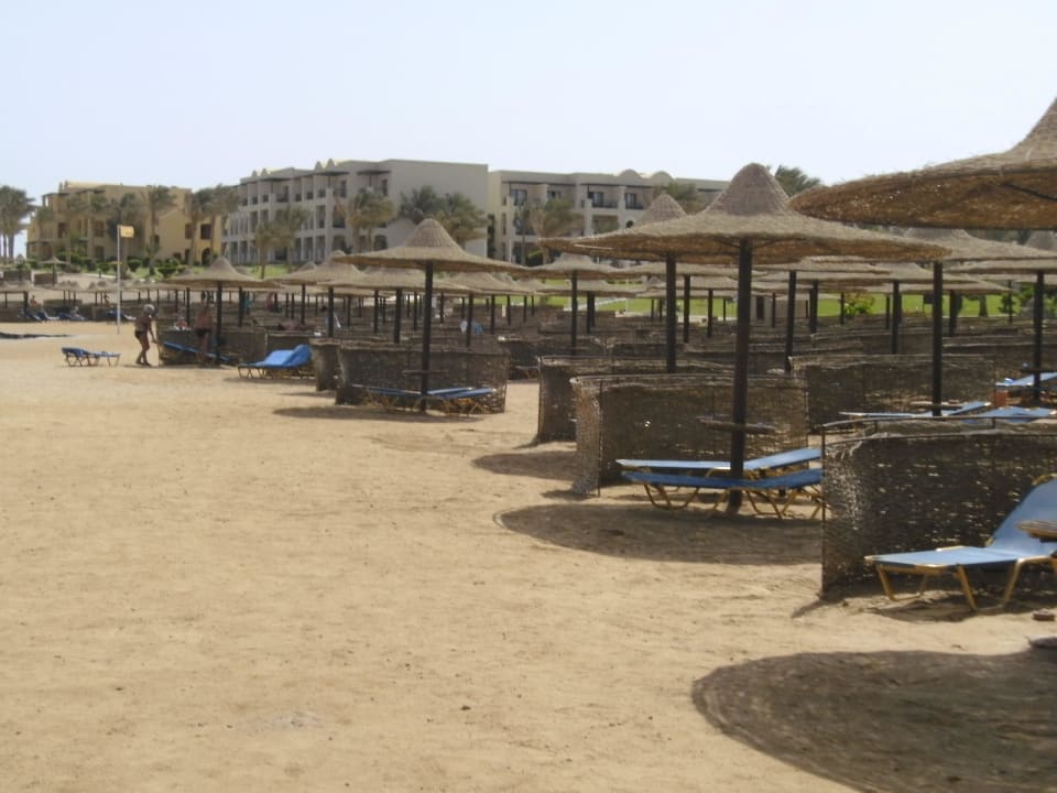 Kies- /Sandstrand Jaz Solaya