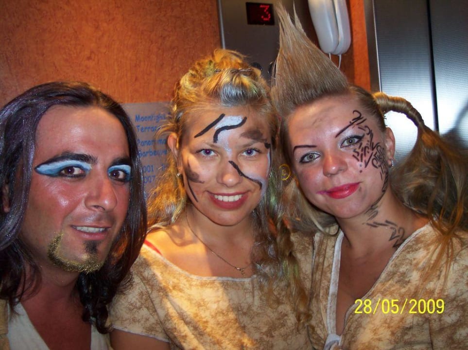 Nette Animateure Hotel Club Paradiso