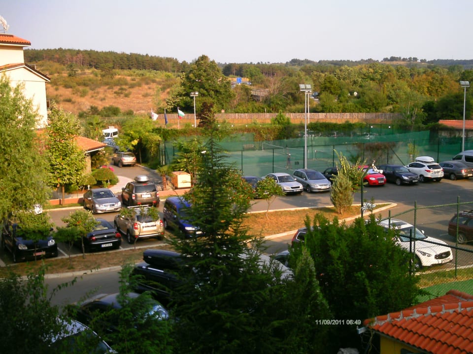 Sportplatz des Nachbarhotels Blue Orange Beach Resort