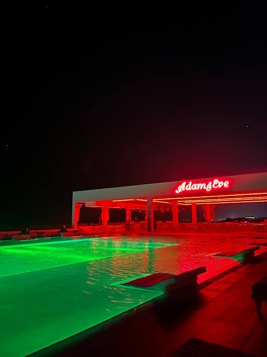 Pool Adam & Eve - Adults only