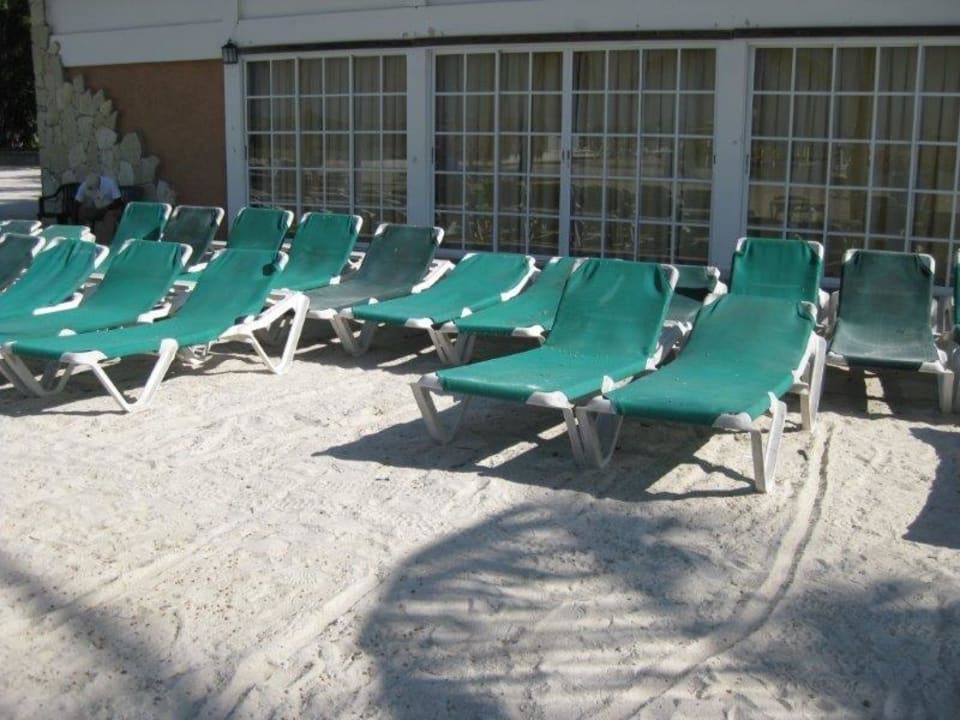 Liegen schmutzig, beschädigt, grauenhaft whala!boca chica