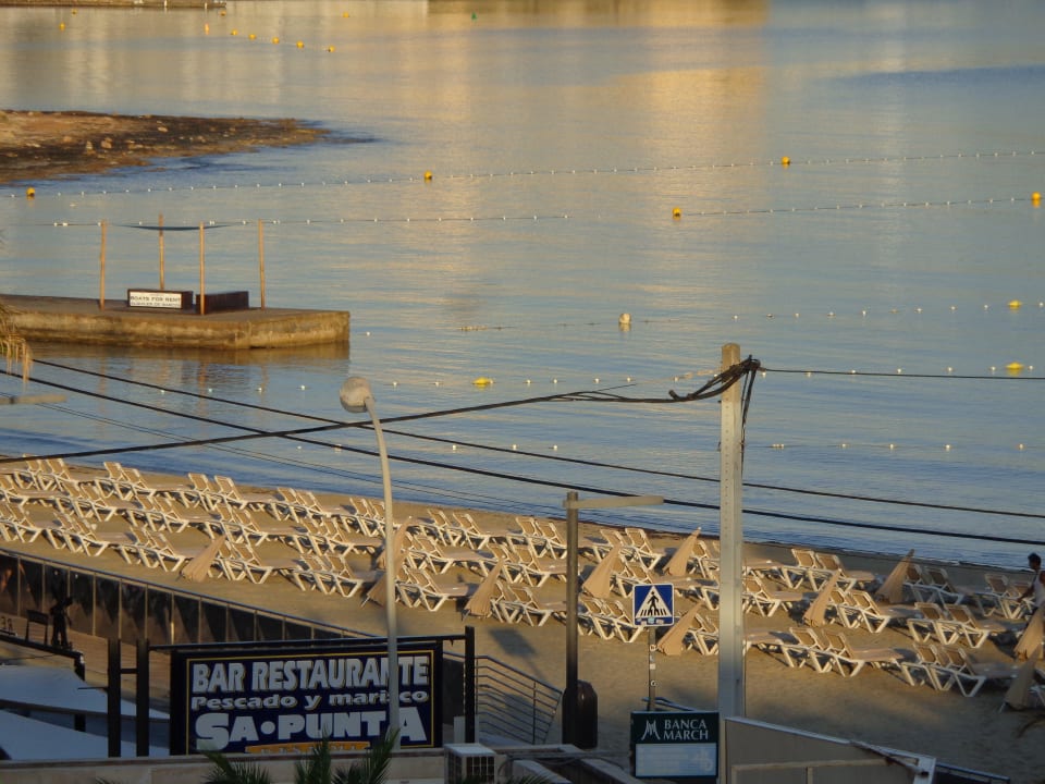 Strand vor dem Hotel Hotel Osiris