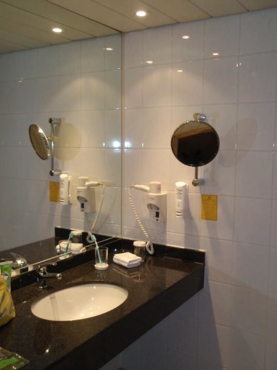 Das Badezimmer Leonardo Hotel Düsseldorf Airport - Ratingen
