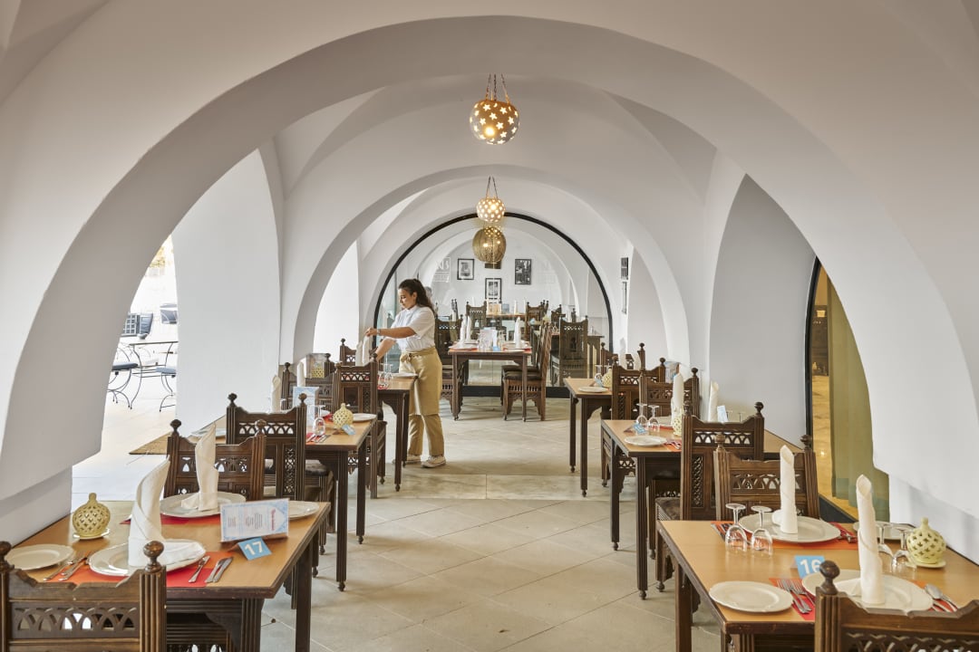 Gastro Nozha Beach Resort & Spa