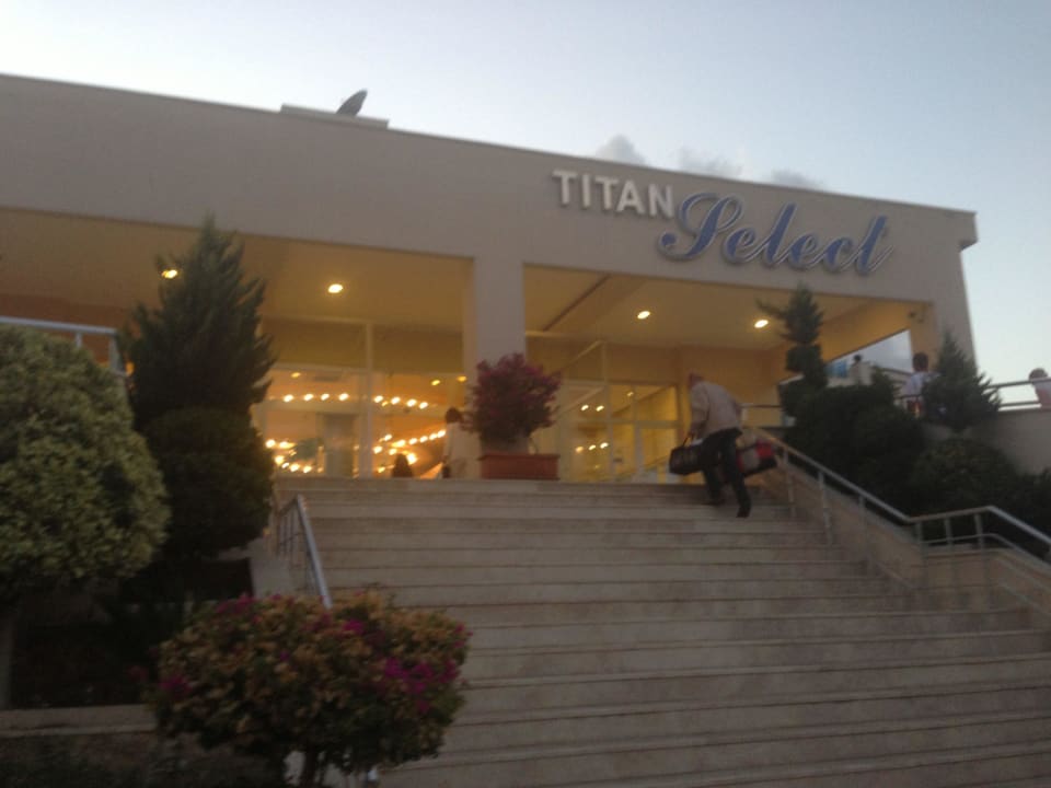 Titan Select Solivia Hotel