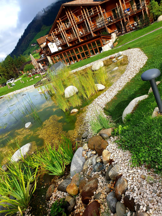 Gartenanlage Cyprianerhof Dolomit Resort
