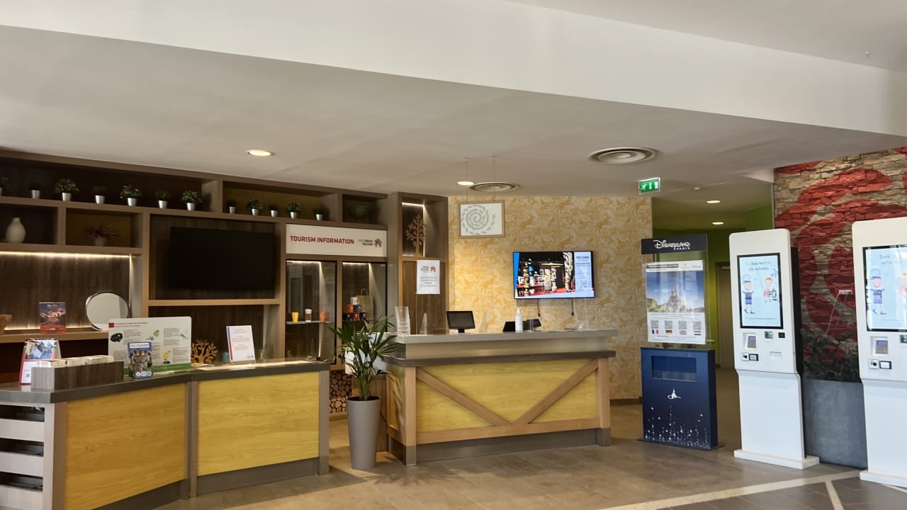 Lobby Hotel Novotel Marne La Vallée Collégien