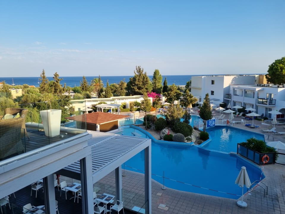 Ausblick alltoura Club Hotel Kiotari Miraluna