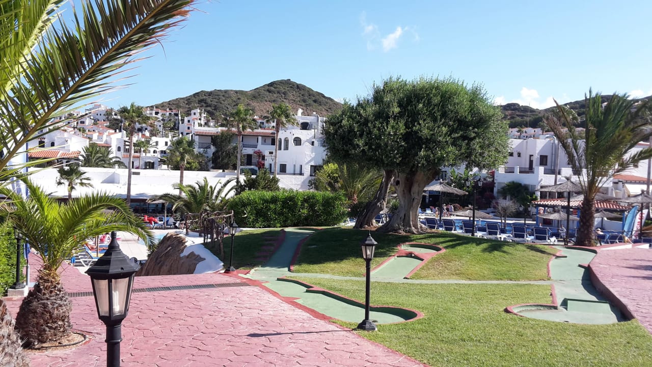 Minigolfanlage FERGUS Club Carema Splash