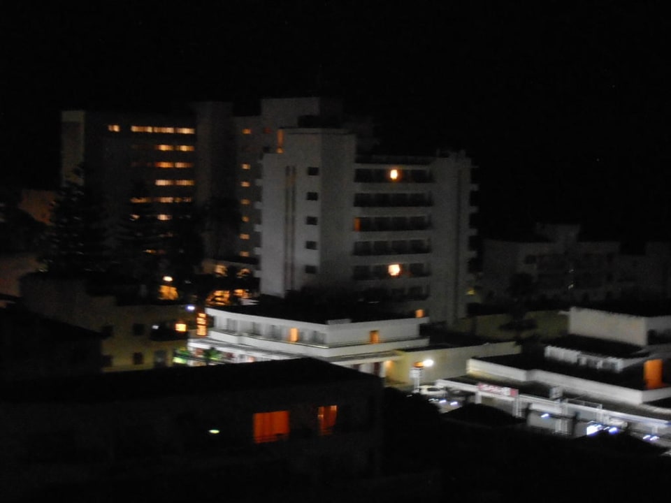 Aussichten bei Nacht Hipotels Said  Hotel
