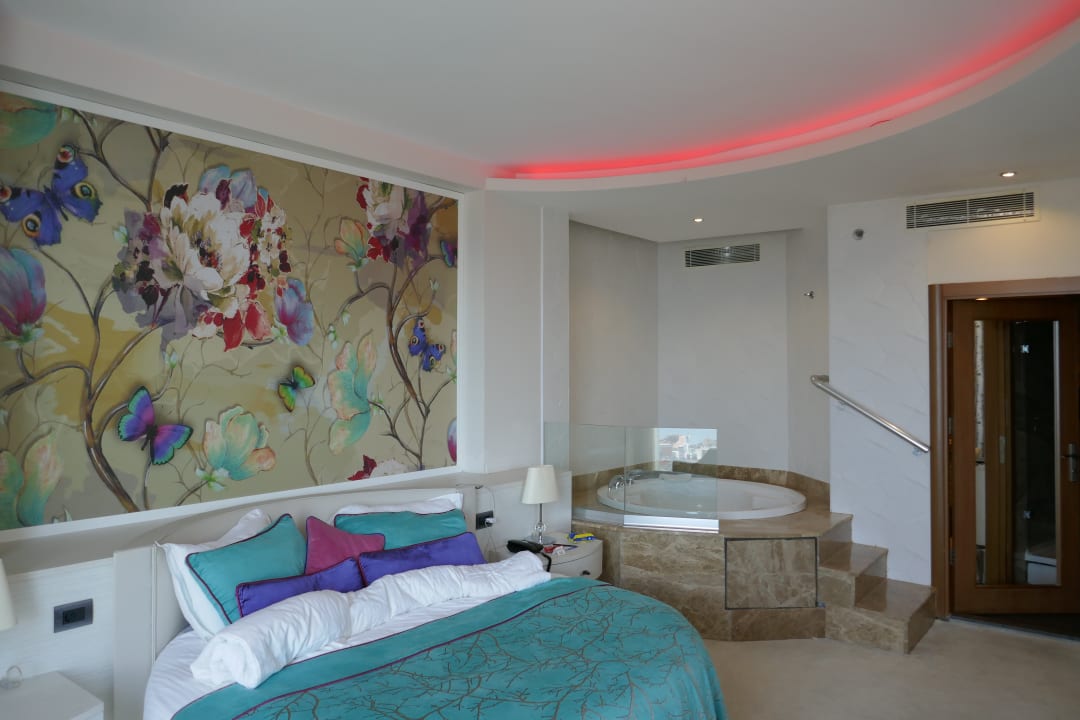 Zimmer Grand Asya Hotel