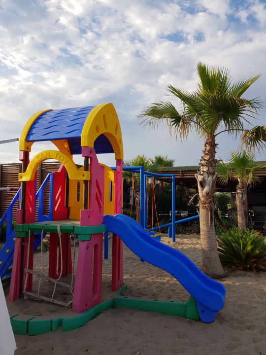 Strand Dream World Resort & Spa