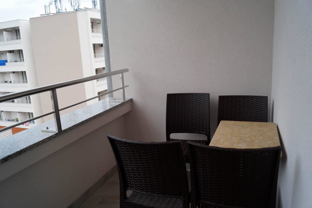 Raum / Zimmer / Schlafbereich (Innenansicht) Hotel Baska