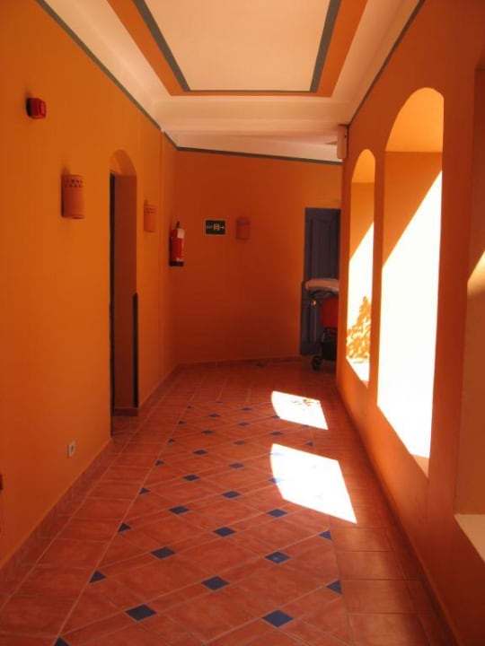 Gang zu den Zimmer Jaz Makadi Oasis Resort