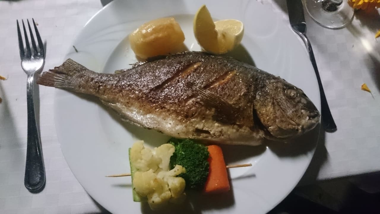 Gastro Melas Resort Hotel