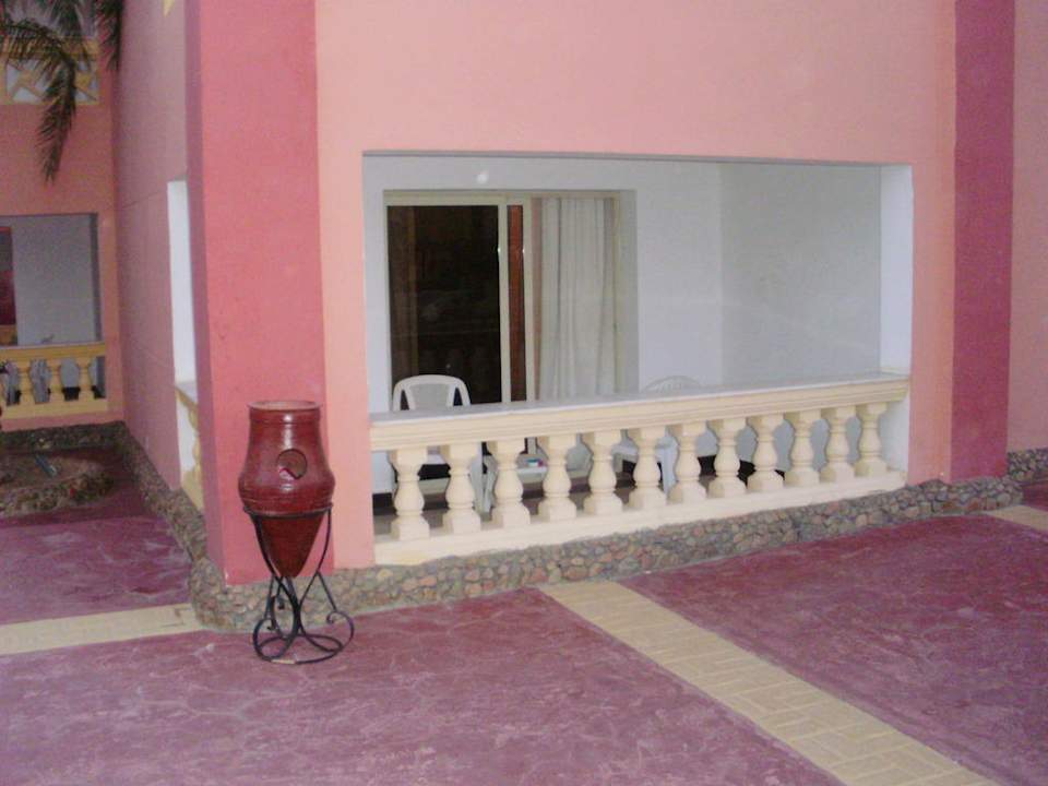 Zimmer-Poolblick Pickalbatros Alf Leila Wa Leila Resort - Neverland Hurghada