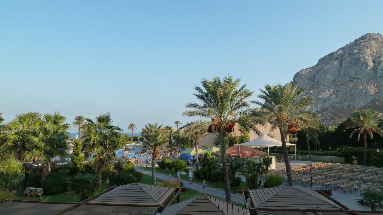 Blick von der Terrasse Atlantica Aegean Blue