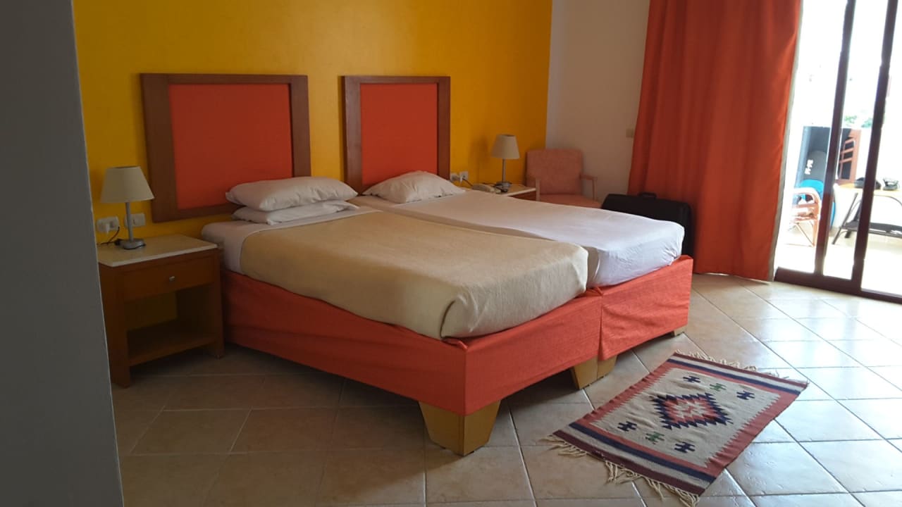 Einfache Zimmer, geräumig, sauber, klimatisiert Hotel Gorgonia Beach Resort