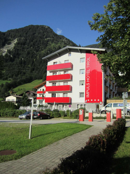 Hotel von Außen Impuls Hotel Tirol