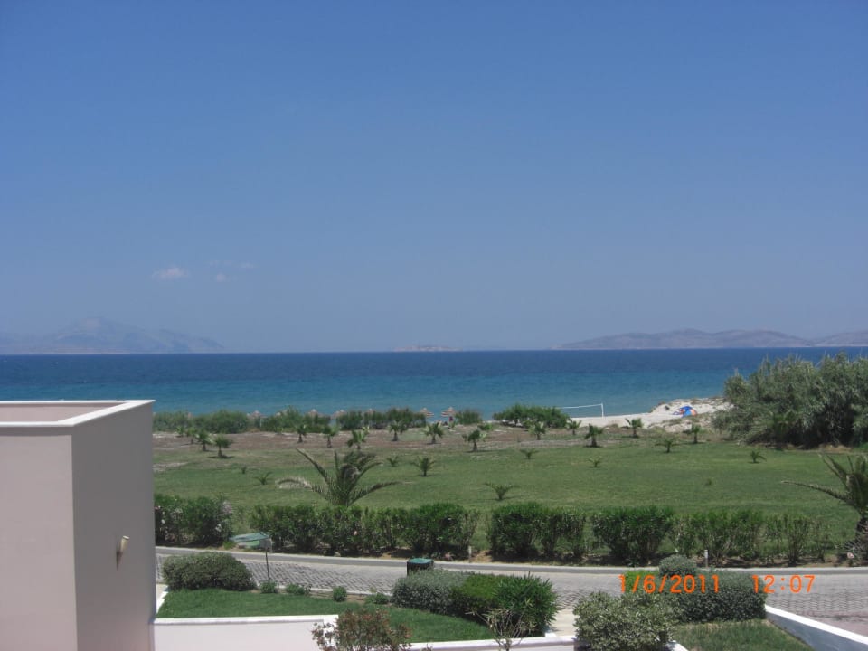 Ausblick von der Hotelanlage Atlantica Marmari Palace