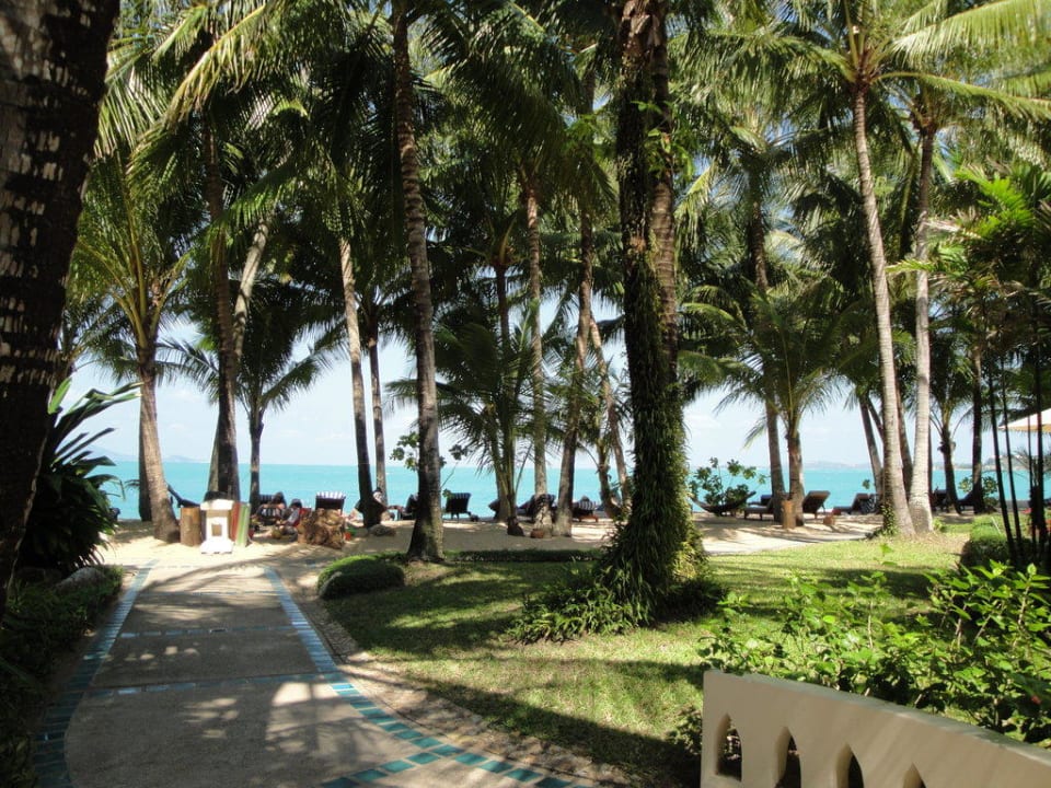 Vom Garten an den Strand Santiburi Koh Samui