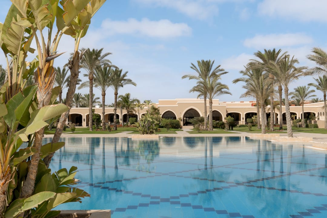 Pool Jaz Oriental, Almaza Bay