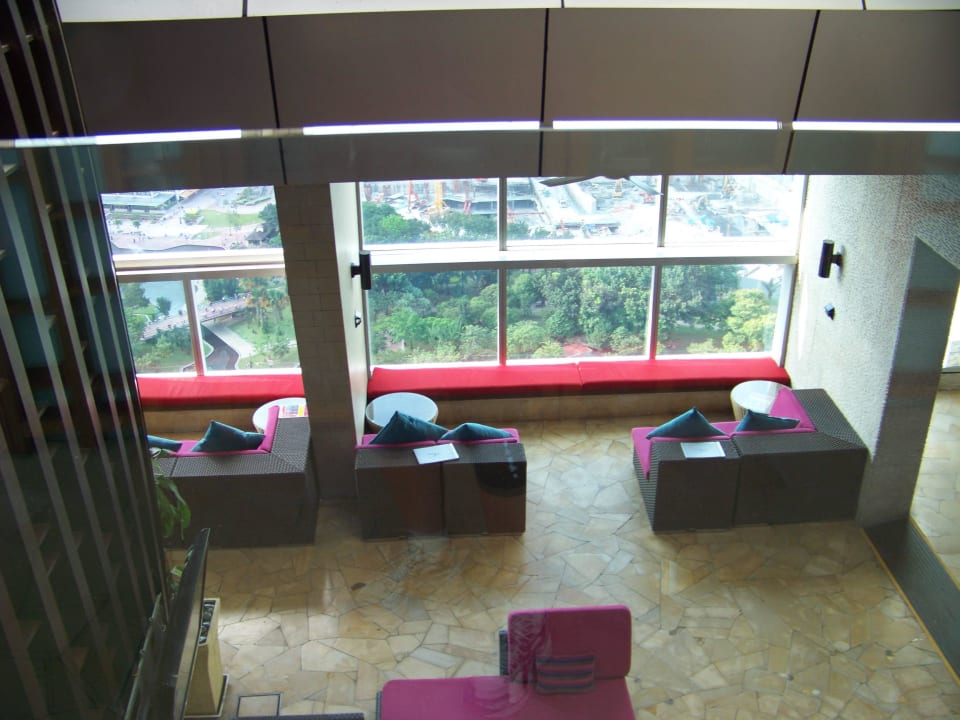 Bar Hotel Traders Kuala Lumpur