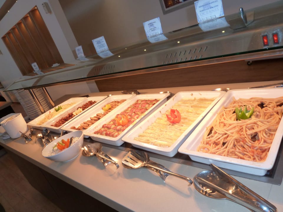 Leckeres Essen TUI BLUE Oceanis Beach and Spa Resort
